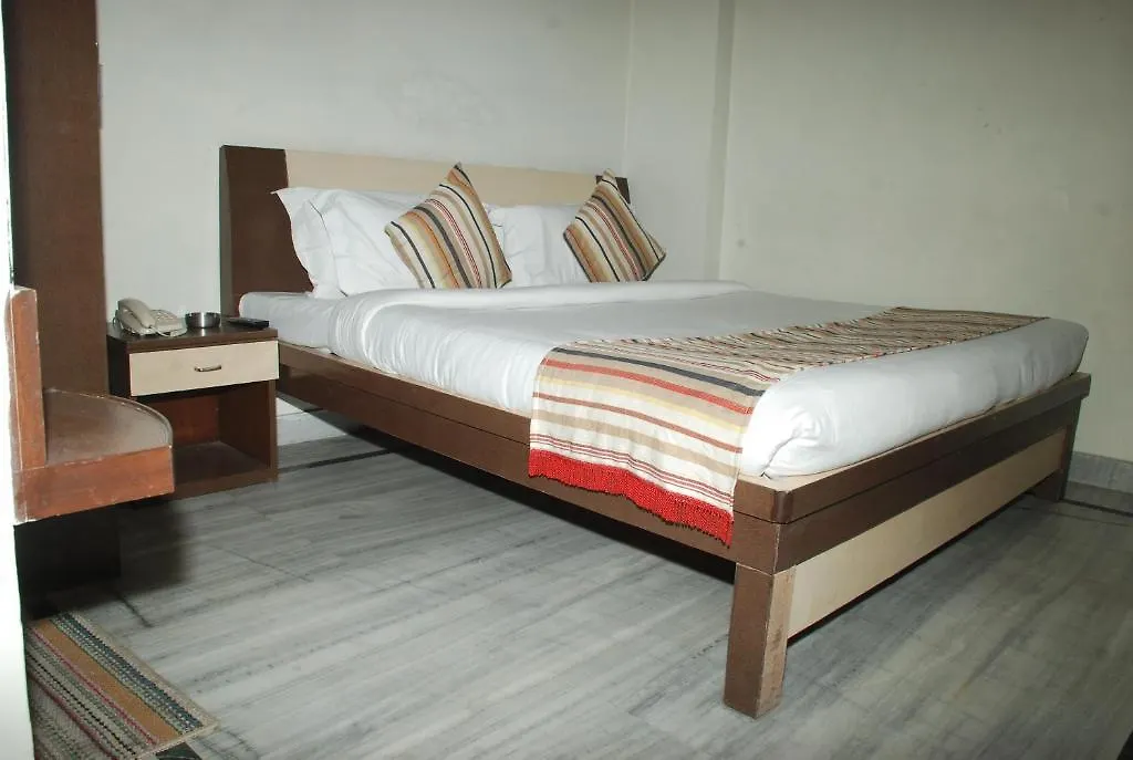 Hotel Corporate Blue New Delhi