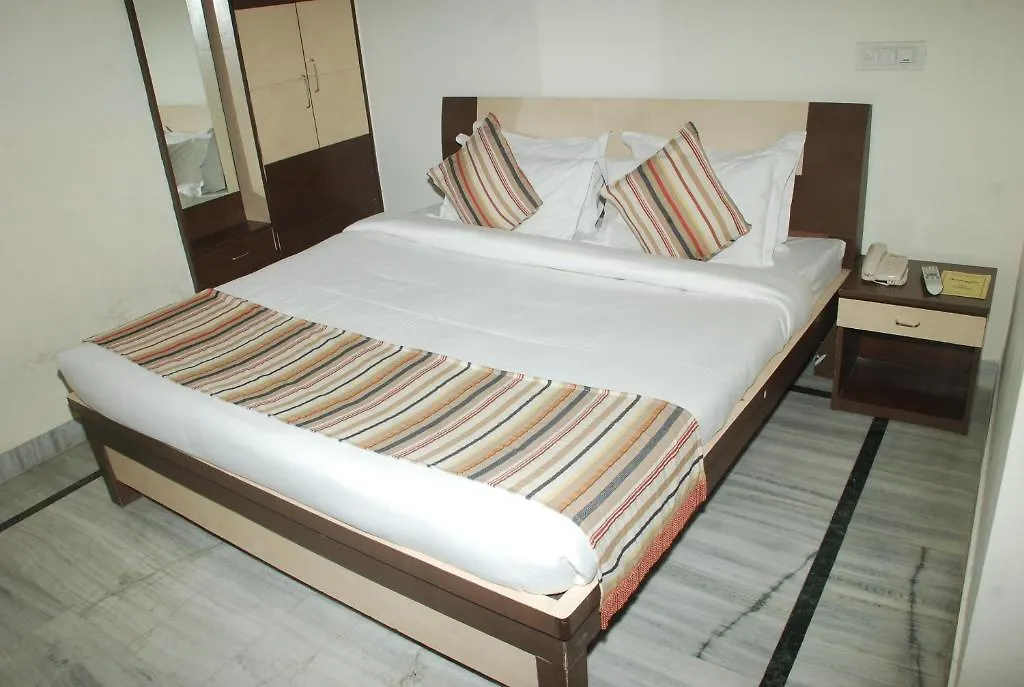 Hotel Corporate Blue New Delhi
